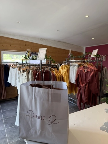 sac showroom diane g
